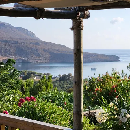 Terra Minoika Boutique Resort *